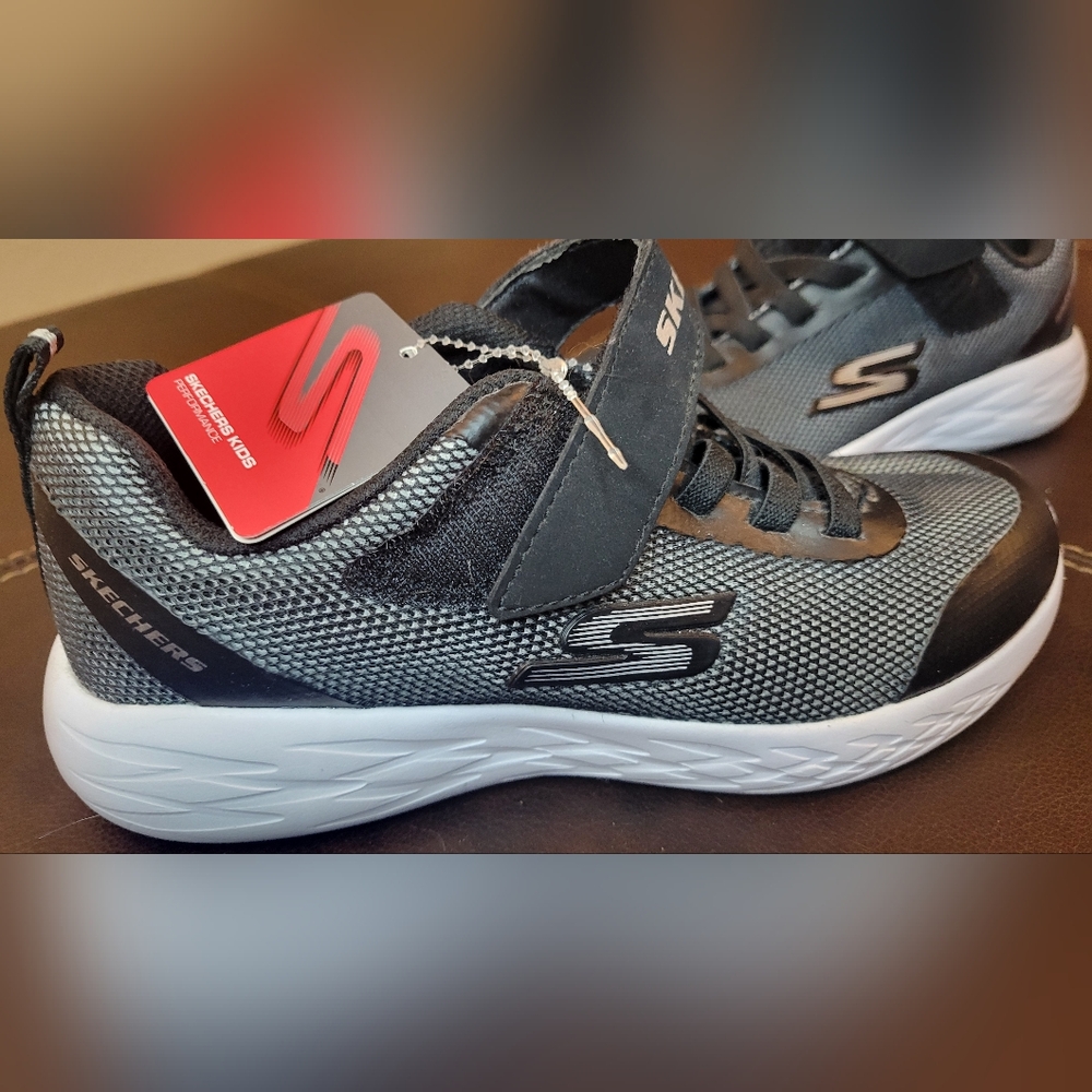Skechers Black and Gray Athletic Sneakers - Picture 3 of 6